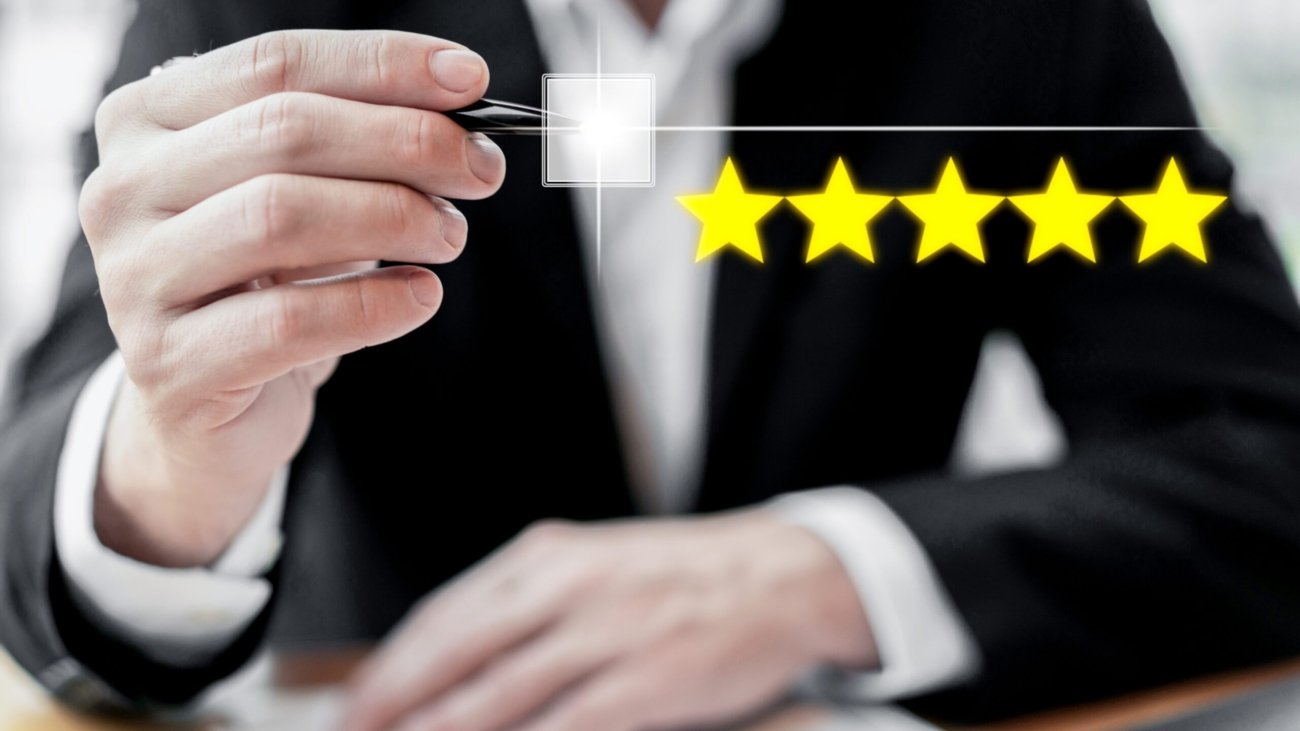 collage-customer-experience-concept